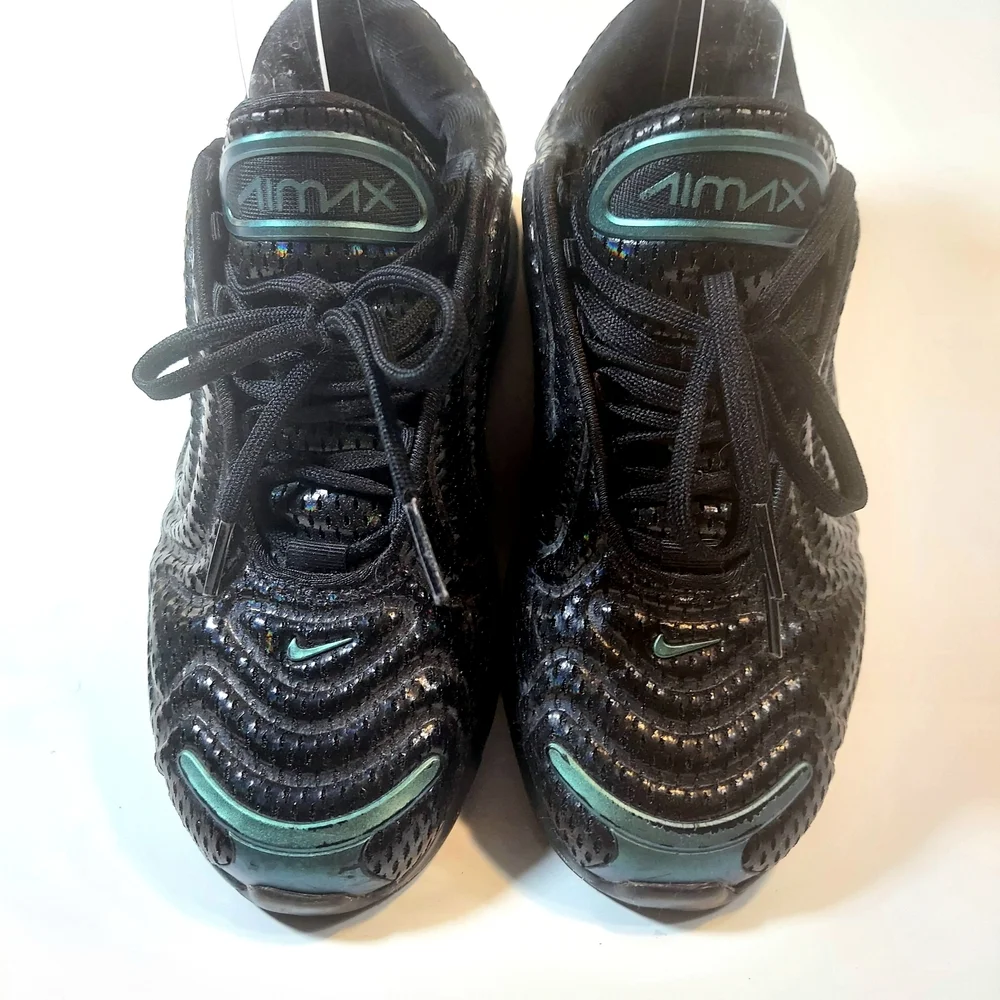 Women's Nike Air Max 720 Iridescent Black Green Sneakers